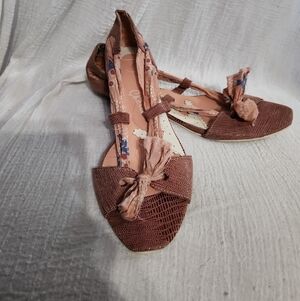 Irregular Choice Women's Peach Ragtime Sandals